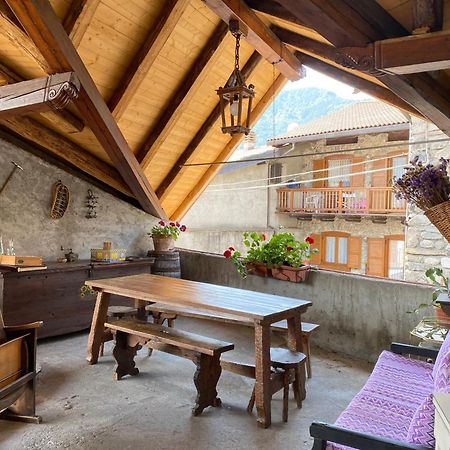 Willa Casa Nel Centro Storico Di Borno Zewnętrze zdjęcie