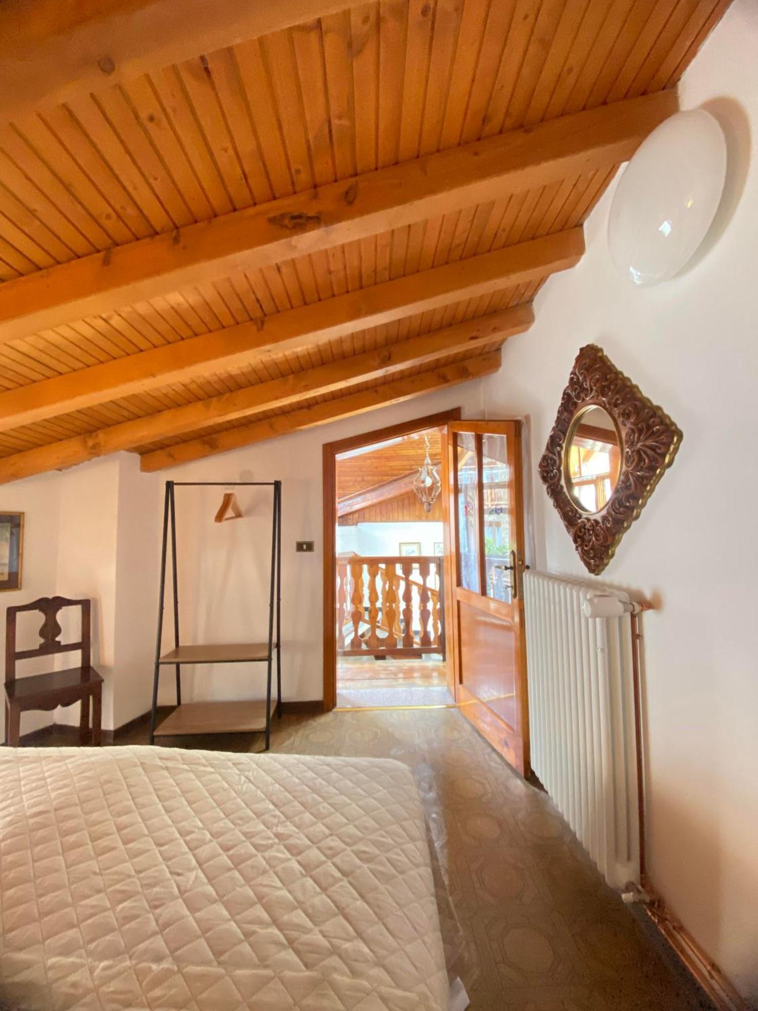 Willa Casa Nel Centro Storico Di Borno Zewnętrze zdjęcie