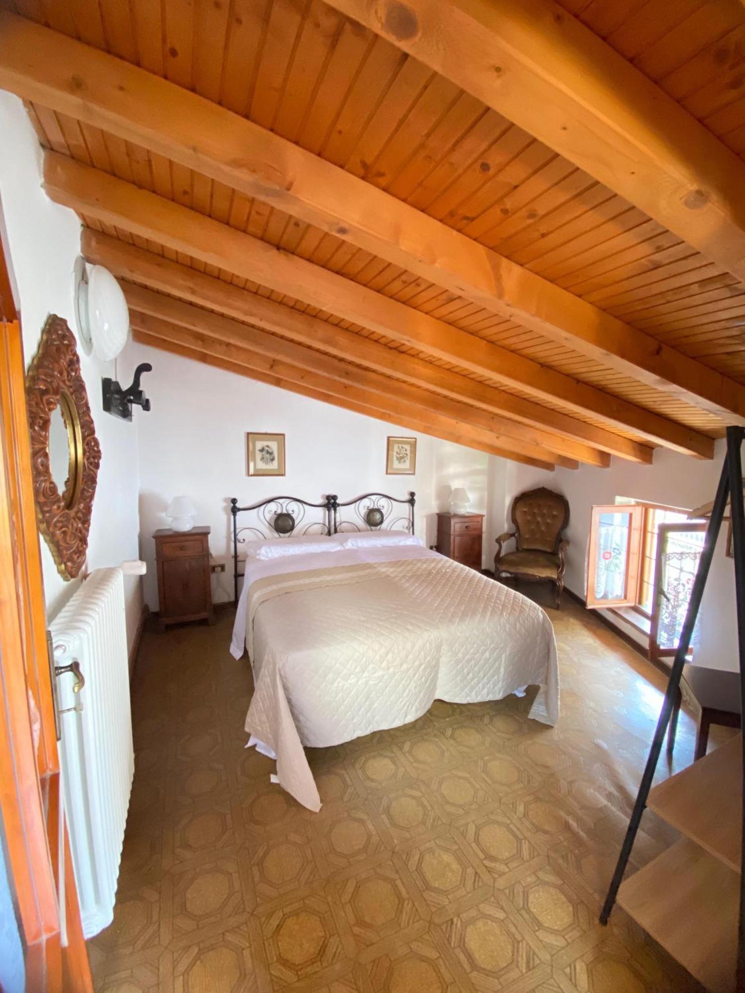 Willa Casa Nel Centro Storico Di Borno Zewnętrze zdjęcie
